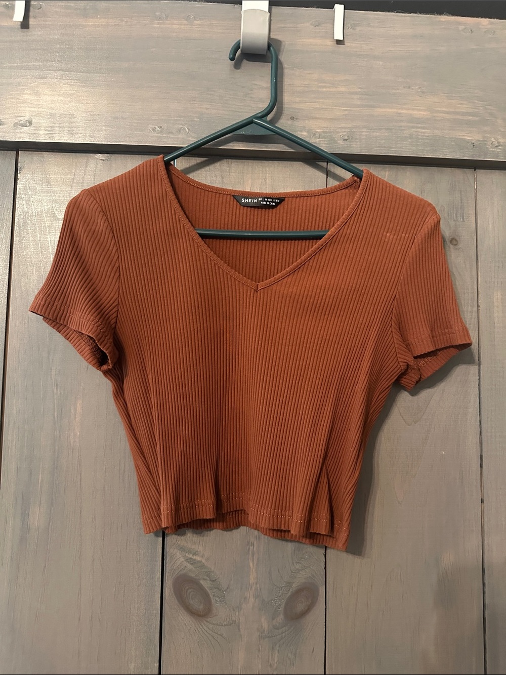 SHEIN Ribbed V-Neck Rust Crop Top